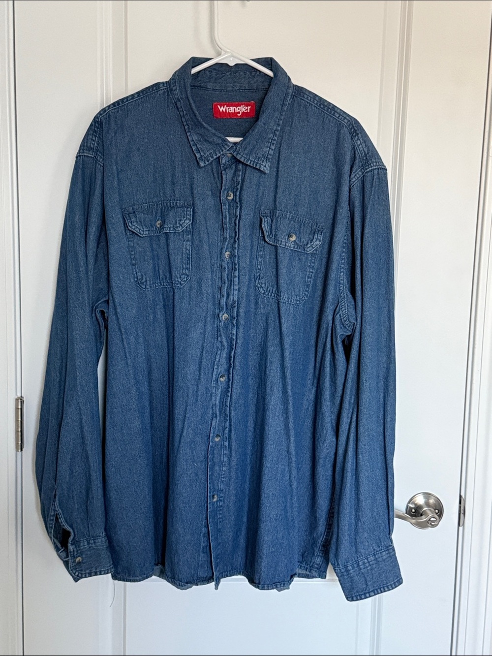 Wrangler Men's Denim Button-Down Shirt in Medium Blue